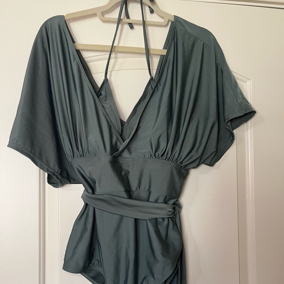 MakeMeChic Women's Plus Size Bathing One Piece Swimsuit 2X Make Me Chic - Picture 1 of 5